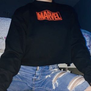 Marvel long sleeve crop top